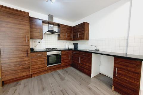 3 bed flat/apartment for rent in Milton Road, Hampshire PO4