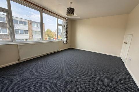3 bed property for rent in Trent Road