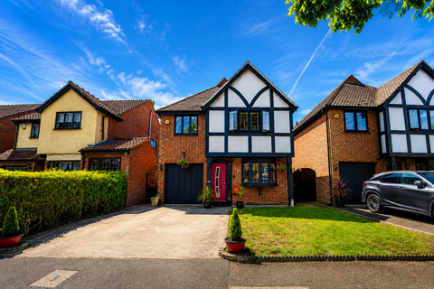 Rockingham Avenue, Hornchurch RM11