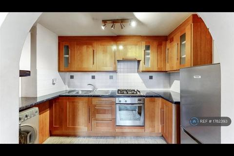 1 bedroom flat to rent, Elvendon Road, London, N13