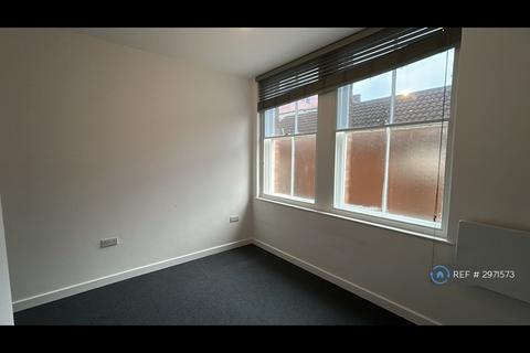1 bedroom in a house share to rent, Grange House, Darlington, DL1