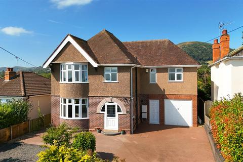 4 bedroom detached house for sale, Pickersleigh Road, Malvern
