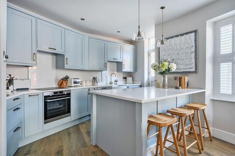2 bedroom end of terrace house for sale, Fore Street, Mousehole, Cornwall