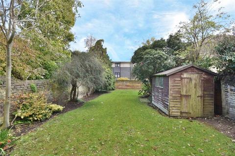 3 bedroom flat for sale, St. Cuthberts Road, Kilburn, London, NW2