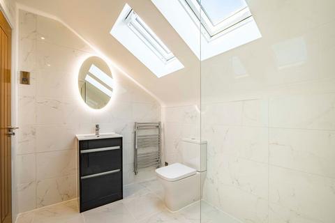 4 bedroom detached house for sale, Roebuck Gardens, Wollaton, NG8