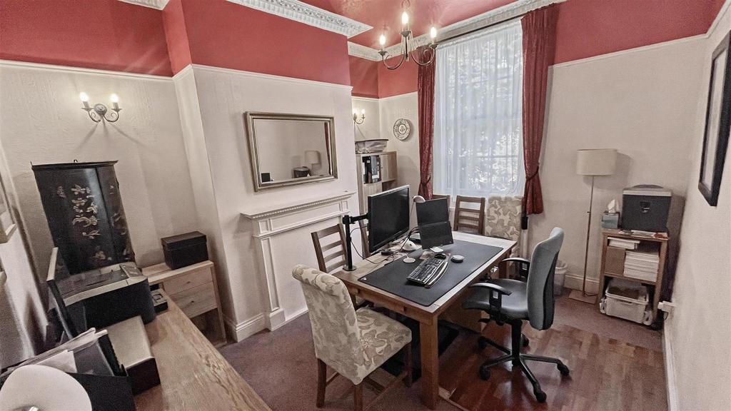 House in Birmingham, Calthorpe Fields - View 5