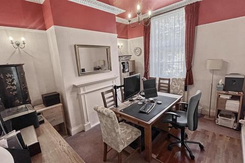 3 bedroom terraced house for sale, Lee Crescent, Birmingham B15