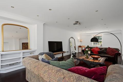 4 bedroom terraced house for sale, Aldenham WD6