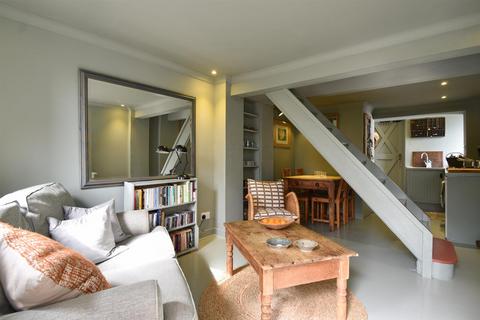 2 bed terraced house for rent in Gloucester Cottages, Hastings TN34
