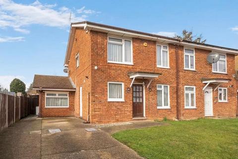 3 bedroom semi-detached house for sale, Fairways, Stanmore, HA7