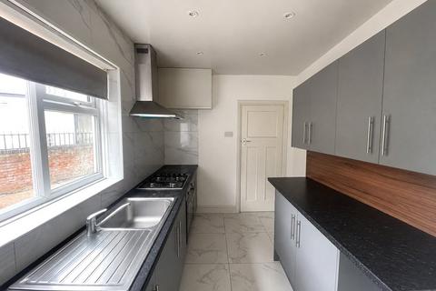 undefined, Cambridge Close, Greater London TW4