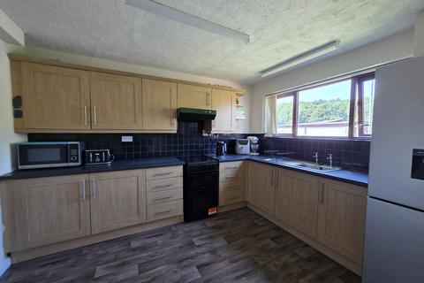 3 bedroom semi-detached house to rent, 12 Bousfield Crescent DL5 4HZ