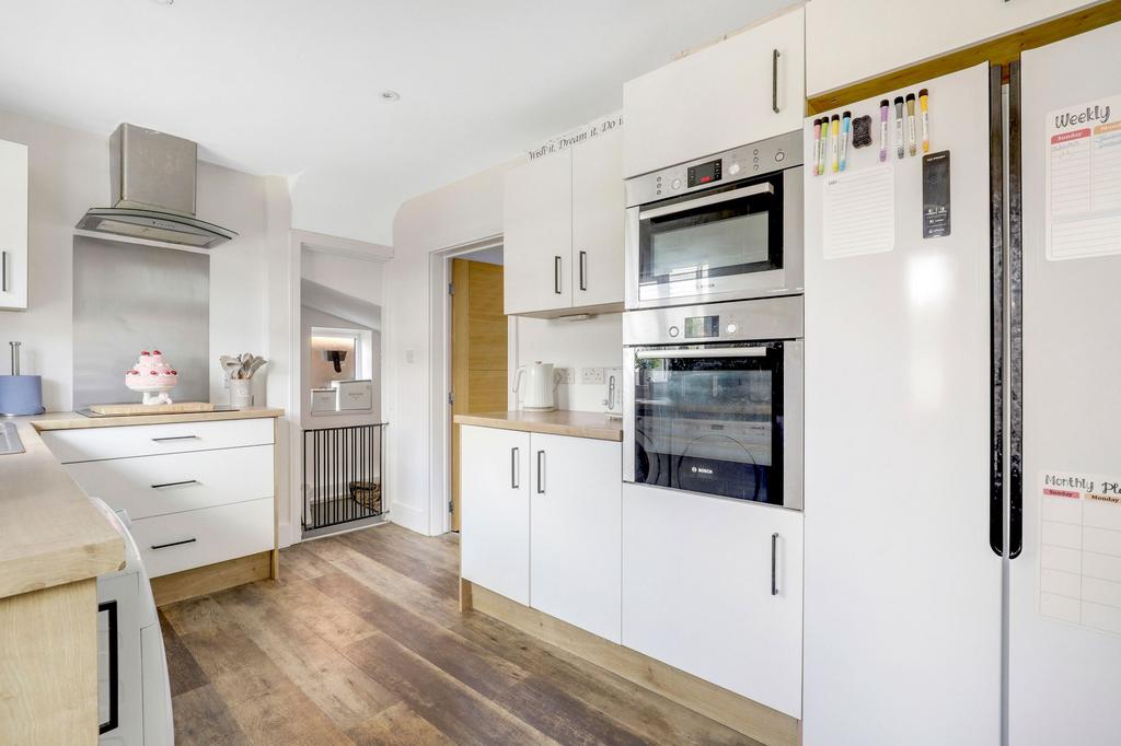 House in Nottingham, Bestwood Park Estate - View 2