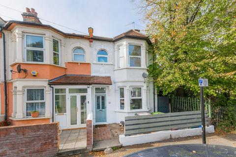 4 bedroom end of terrace house to rent, St Winefrides Avenue, Manor Park, London, E12