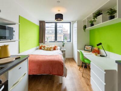 Apartment in Bristol, Old City, City Centre - View 4