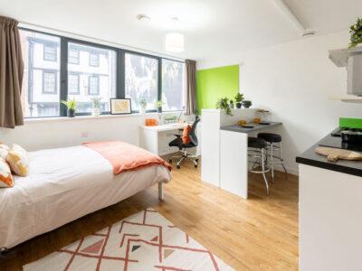 Apartment in Bristol, Old City, City Centre - View 5