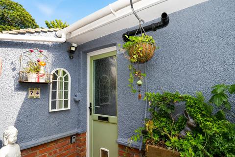 3 bedroom bungalow for sale, Amherst Road, Bexhill-on-Sea