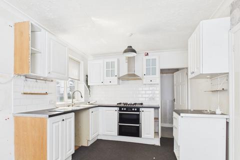 3 bedroom semi-detached house for sale, Church Street, Newark NG22