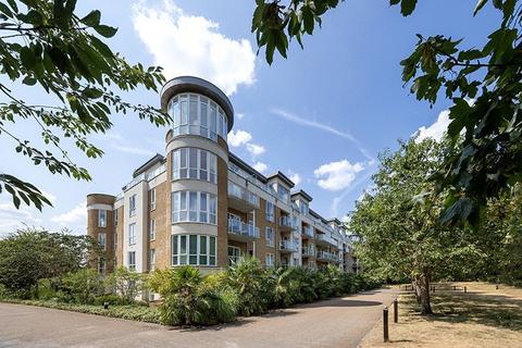 3 bedroom apartment for sale, Melliss Avenue, Kew, Surrey, TW9