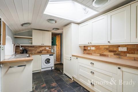 3 bedroom semi-detached house for sale, The Street, Sea Palling