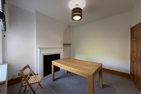 3 bedroom end of terrace house to rent, Havelock Road, London N17