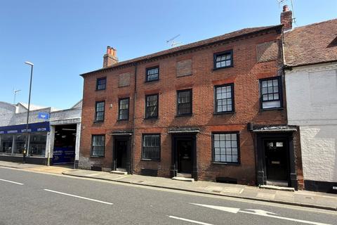 4 bed terraced house for rent in St. Pancras, Chichester, PO19