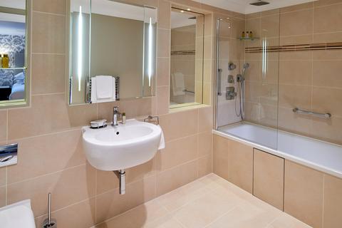 1 bedroom apartment to rent, Bow Lane, London EC4M
