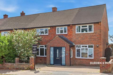 Colson Road, Loughton, IG10