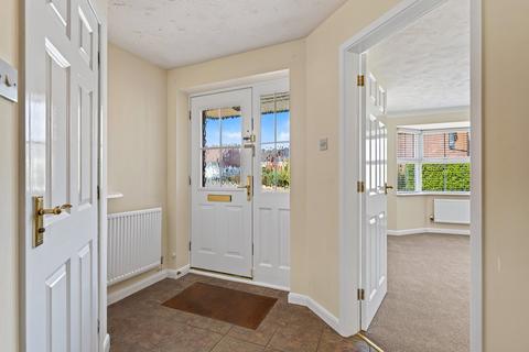 4 bedroom detached house for sale, Roundhill Close, Market Harborough LE16