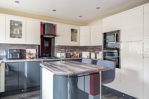 3 bedroom semi-detached house for sale, Wicstun Way, Market Weighton