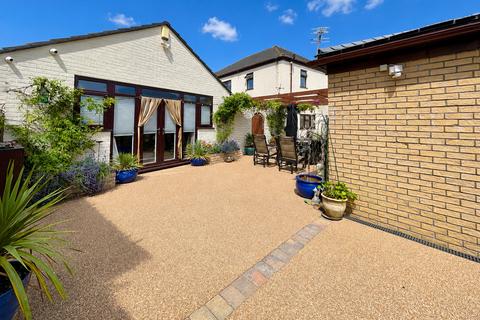 5 bedroom detached house for sale, Hallgate, Holbeach