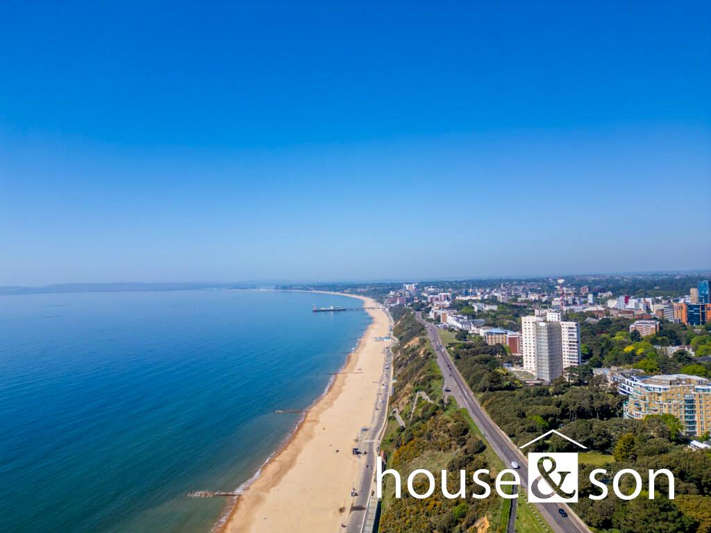 Apartment in Bournemouth - View 2
