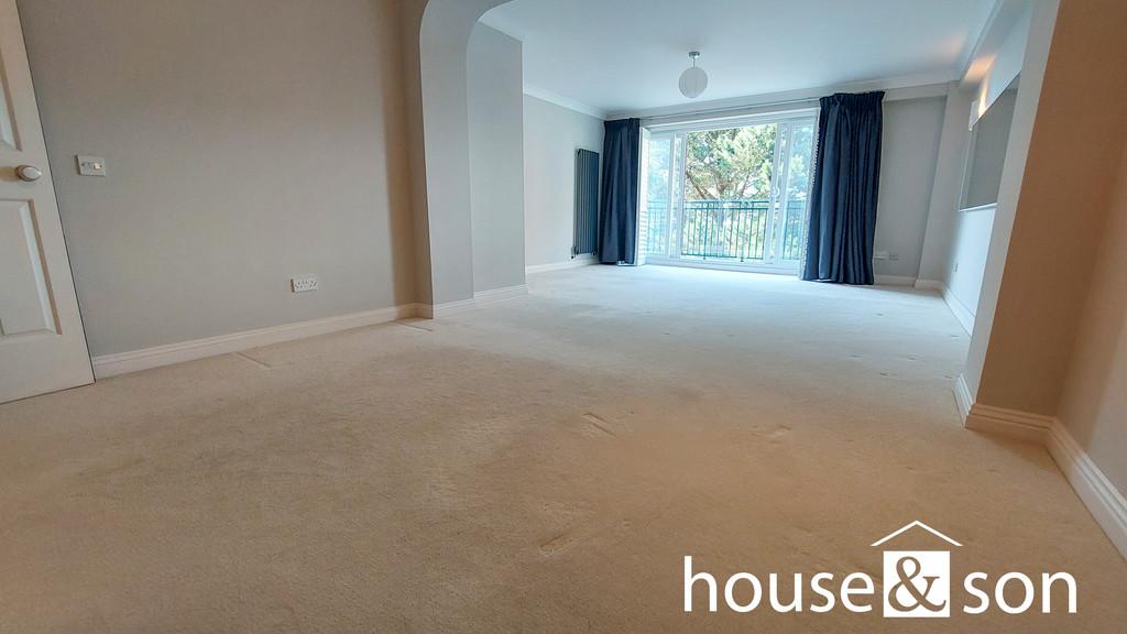 Apartment in Bournemouth - View 5