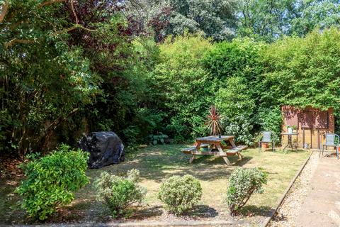 2 bedroom apartment for sale, Surrey Road, Bournemouth