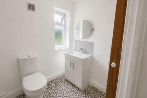 3 bedroom terraced house to rent, Holbrook Road, Cambridge CB1