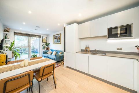 1 bedroom flat for sale, Brixton Road, London SW9