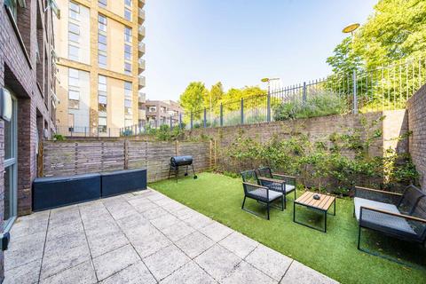 1 bedroom flat for sale, Brixton Road, London SW9