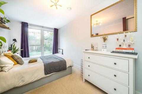 1 bedroom flat for sale, Brixton Road, London SW9