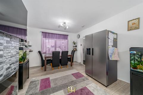 undefined, Craigmount Place, Dundee DD2