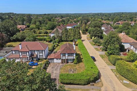 Lower Road, Fetcham, Leatherhead, Surrey, KT22