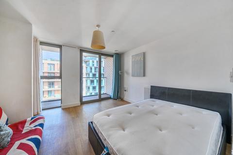 Studio to rent, Elmira Street, Lewisham, London, SE13