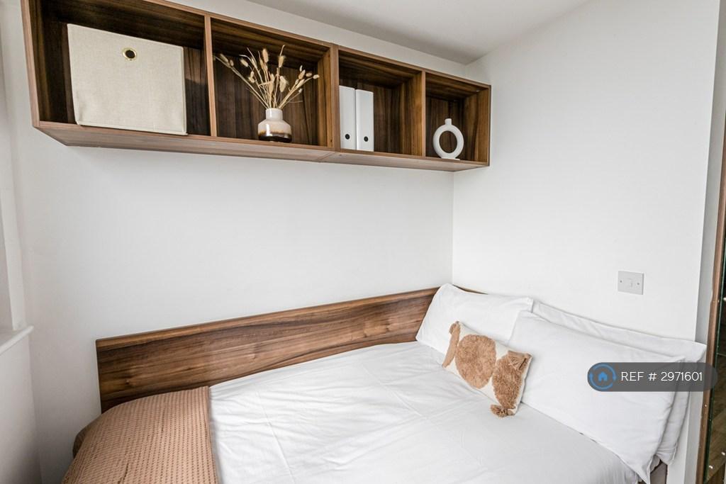 Apartment in Bournemouth, Lansdowne - View 2