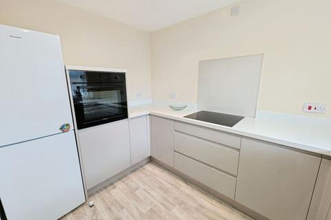 2 bedroom flat for sale, Ord Court, Newcastle Upon Tyne NE4