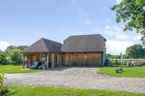 4 bedroom detached house for sale, Headcorn Road, Smarden