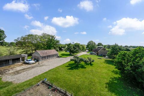 4 bedroom detached house for sale, Headcorn Road, Smarden