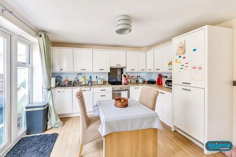3 bedroom semi-detached house for sale, Cranesbill Road, Melksham
