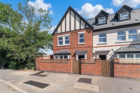 2 bedroom end of terrace house for sale, Trowell Road, Wollaton, NG8