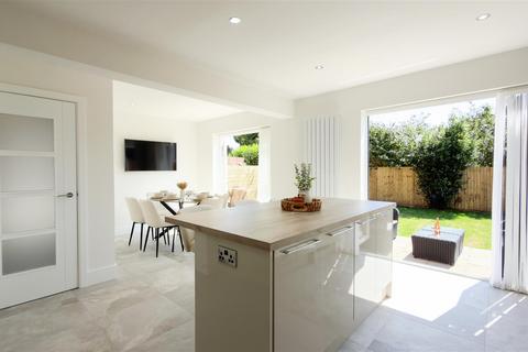 4 bedroom detached house for sale, Myrtle Grove, Sketty, Swansea