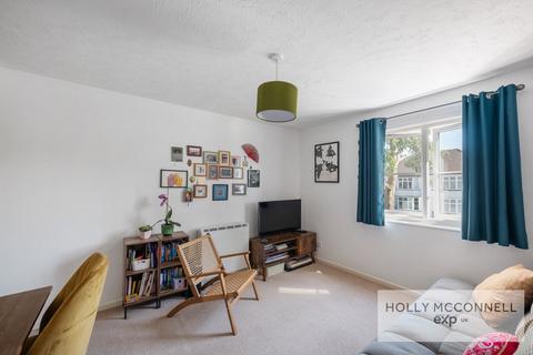 1 bedroom flat for sale, Le May Avenue, London SE12