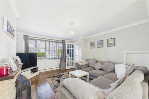 3 bedroom terraced house for sale, Cheviot Road, Sandhurst, Berkshire, GU47